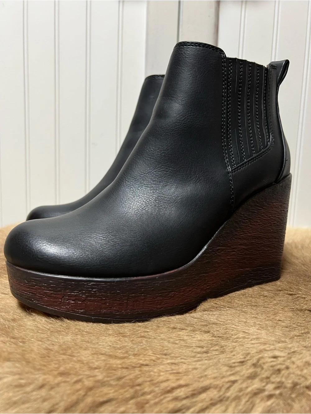 Born B.O.C. Athalia Gore Wedge Chelsea Platform Boots 10 Goth